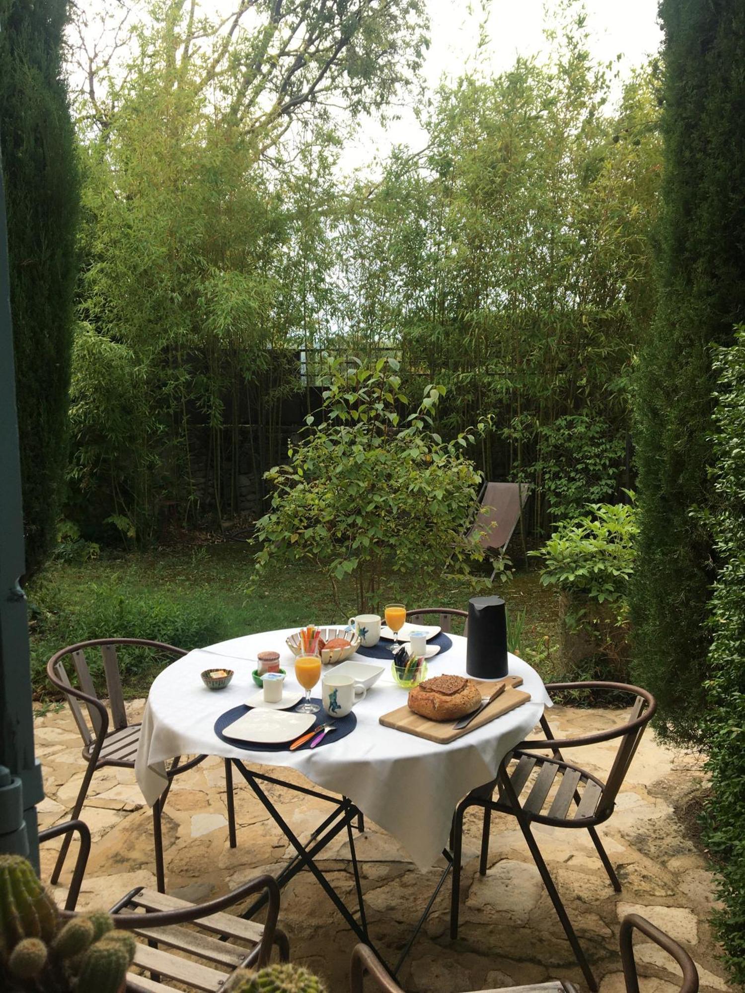 B&B Petite Maison Le Jardin Vaison-la-Romaine Exteriér fotografie